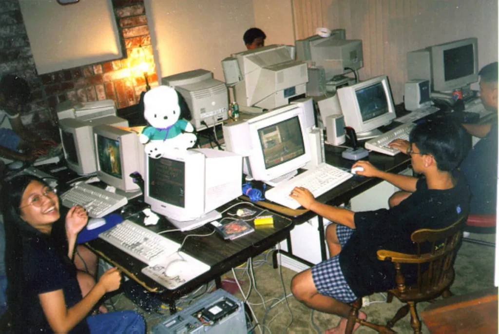 LAN party multiplayer gaming classic photo