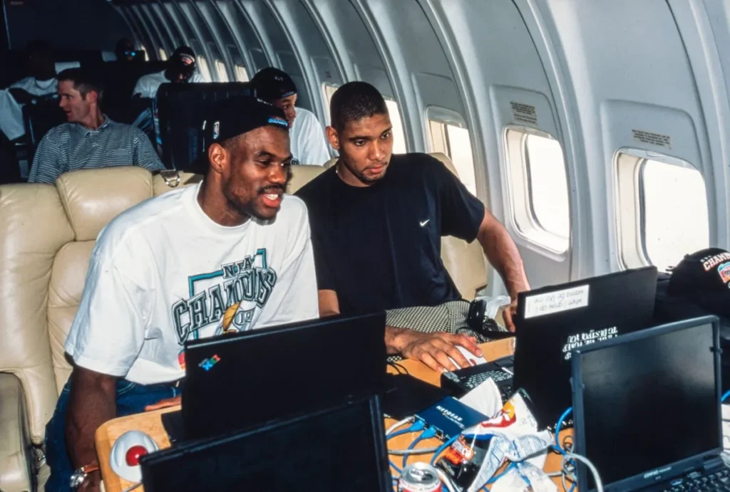 LAN party multiplayer gaming classic photo