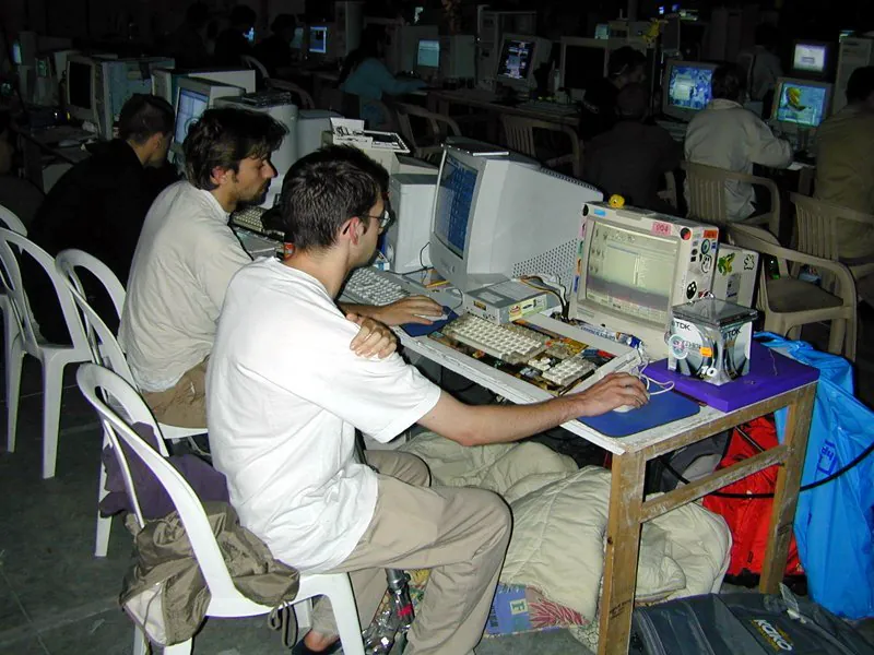 LAN party multiplayer gaming classic photo