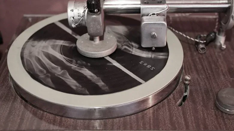 Soviet bootleg x-ray records