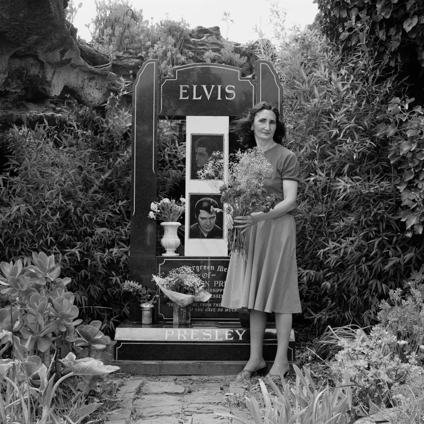 Polixeni Papapetrou, Elvis Presley Memorial in Australia
