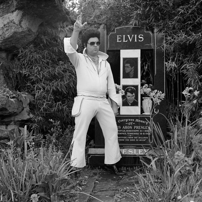 Polixeni Papapetrou, Elvis Presley Memorial in Australia