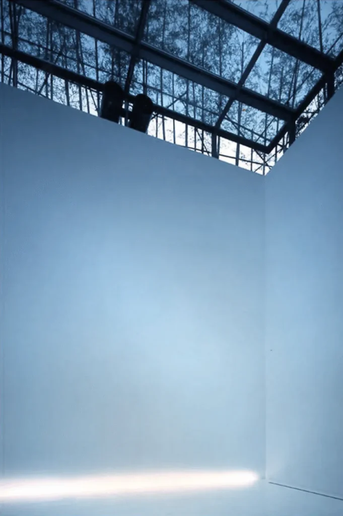 Kyoto Glass Temple designed by Takashi Yamaguchi