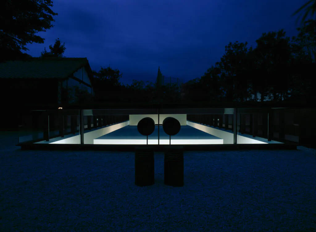 Kyoto Glass Temple designed by Takashi Yamaguchi