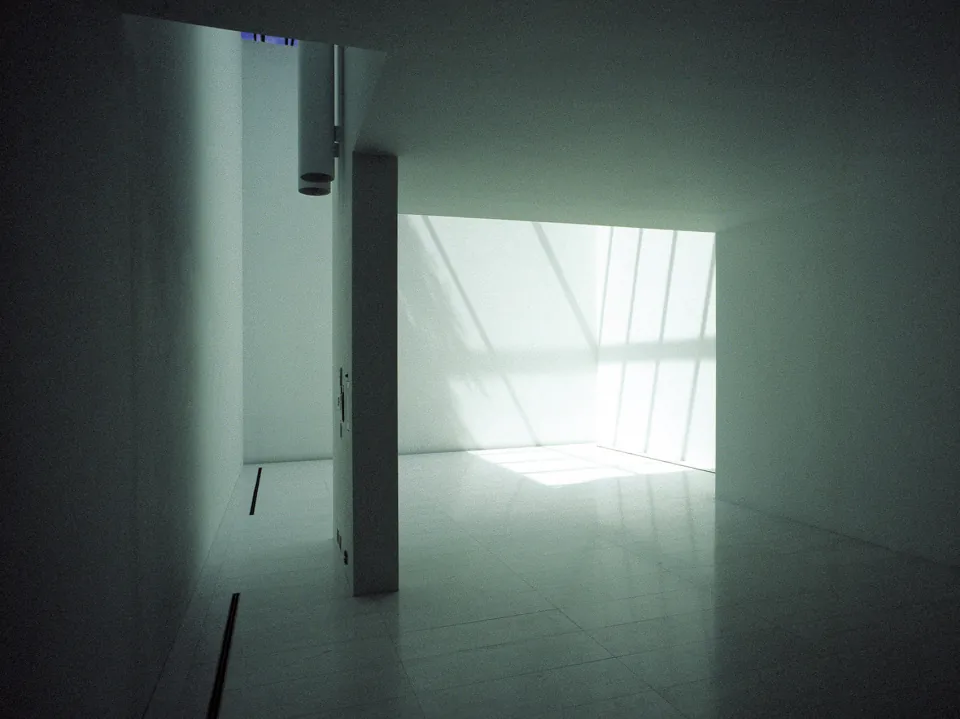 Kyoto Glass Temple designed by Takashi Yamaguchi